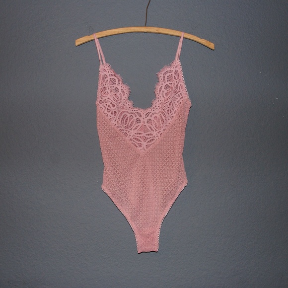 VICTORIA'S SECRET Rose Plunge Mesh Bodysuit sz XS - Picture 4 of 8